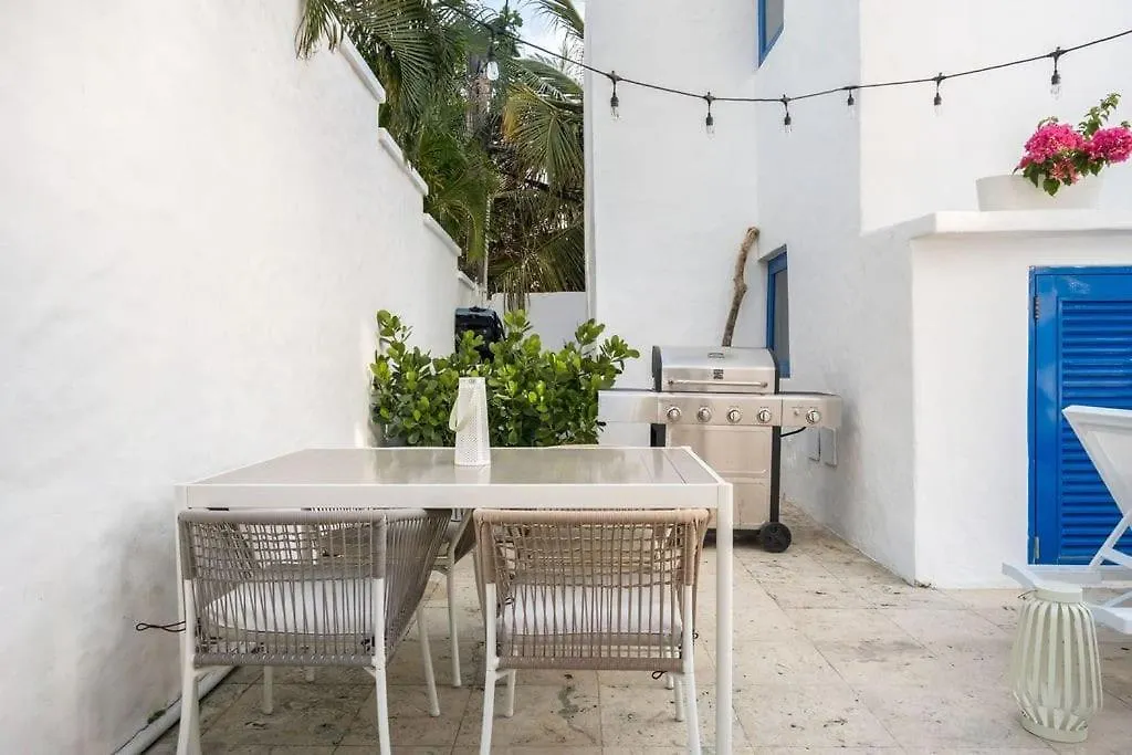 Santorini Villa 9Bd/9B+Pool Beach House @Oceanpark San Juan